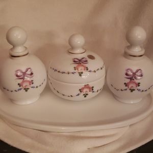 Vintage Westmoreland milkglass dresser set